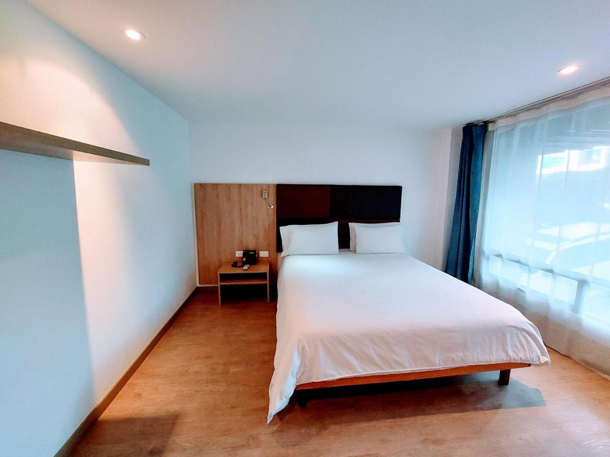 Hotel Viaggio Teleport City Suites Bogota Exterior photo