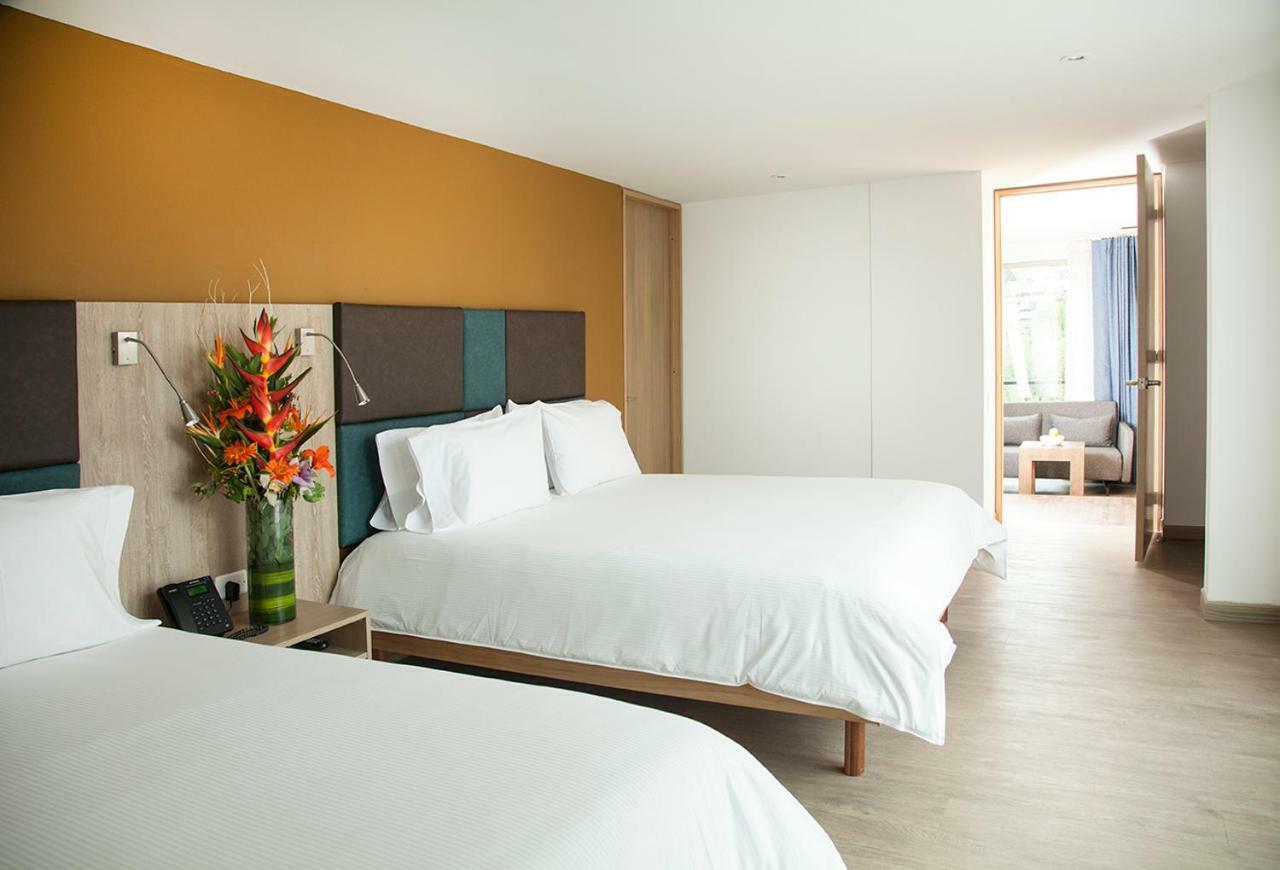 Hotel Viaggio Teleport City Suites Bogota Exterior photo